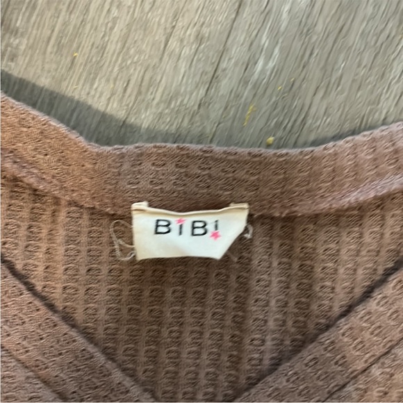BiBi top - Picture 3 of 4